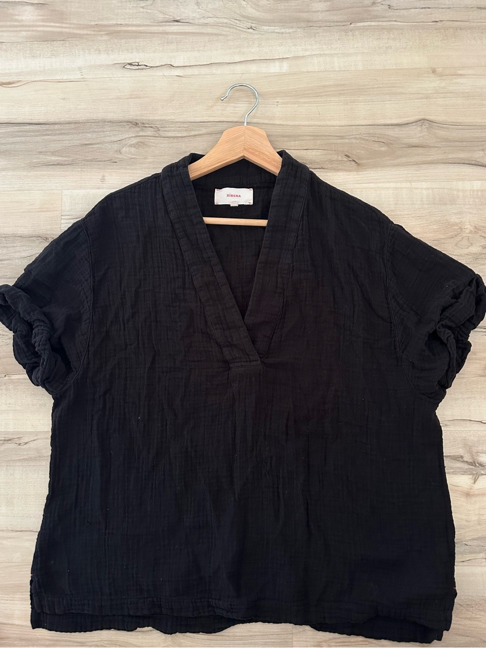 Xirena muslin vneck top